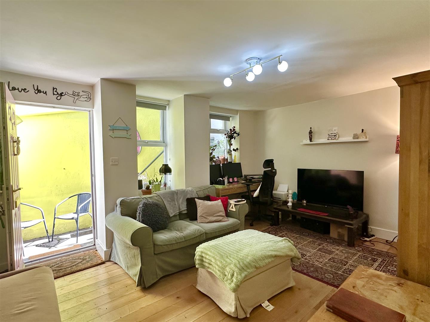 1 bed property in Villa Road, St. Leonards-On-Sea